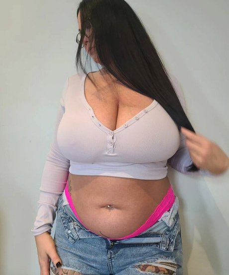 Hot4holly