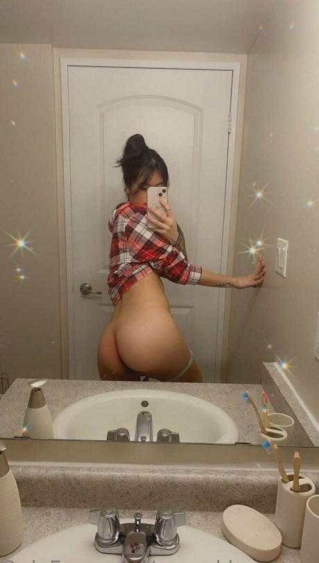 Nahá fotka uniklých OnlyFans od Nemukkonyago