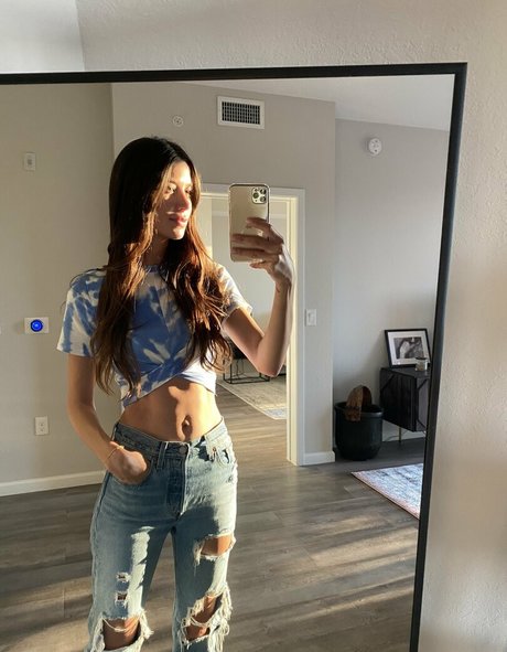 Scarlettsantt  nude leaked OnlyFans photo
