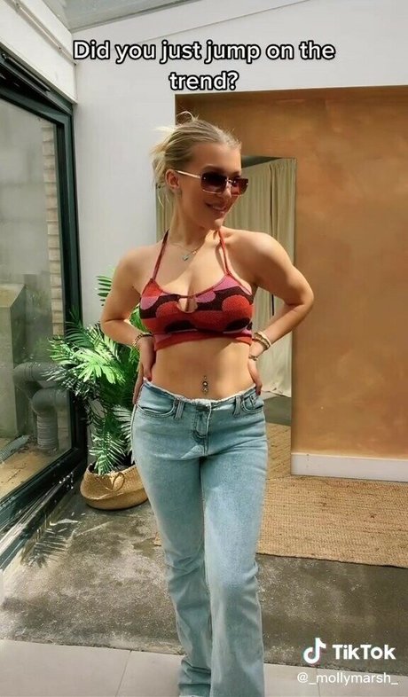 Nahá fotka uniklých OnlyFans od Molly Marsh