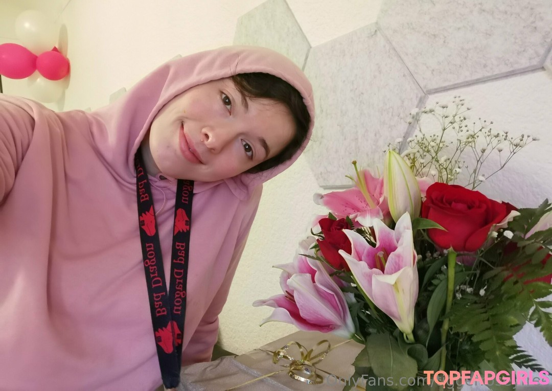 Alasti lekkinud OnlyFans-i pilt Tiggerroseyfree #18