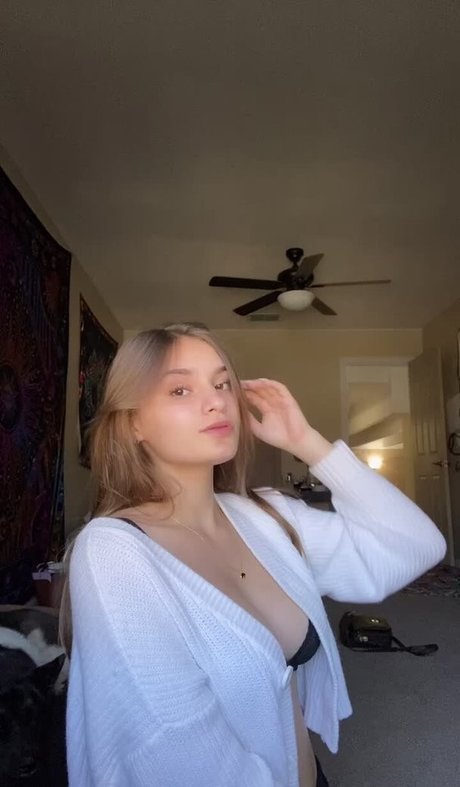 Taylor Brianne OnlyFans