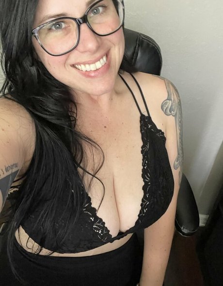 Naakte gelekte OnlyFans-foto van Morgan Jaymes