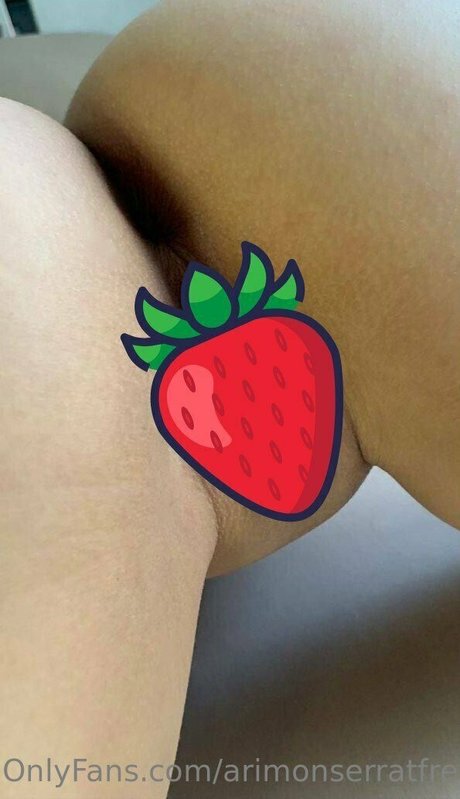 Nahá fotka uniklých OnlyFans od Arimonserratfree