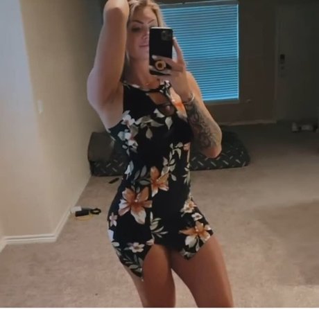 Nahá fotka uniklých OnlyFans od Jordan Elizabeth