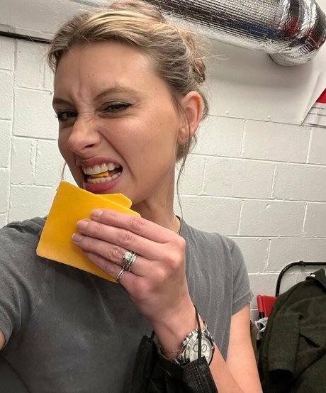 Aly Michalka