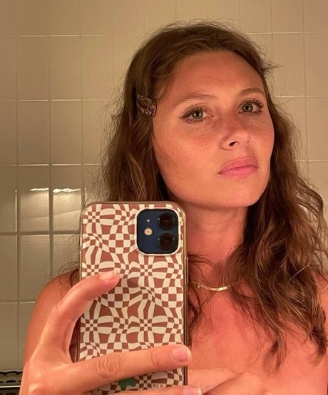Nahá fotka uniklých OnlyFans od Aly Michalka