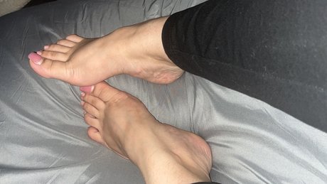 Naken läckt OnlyFans-bild av The Wettest