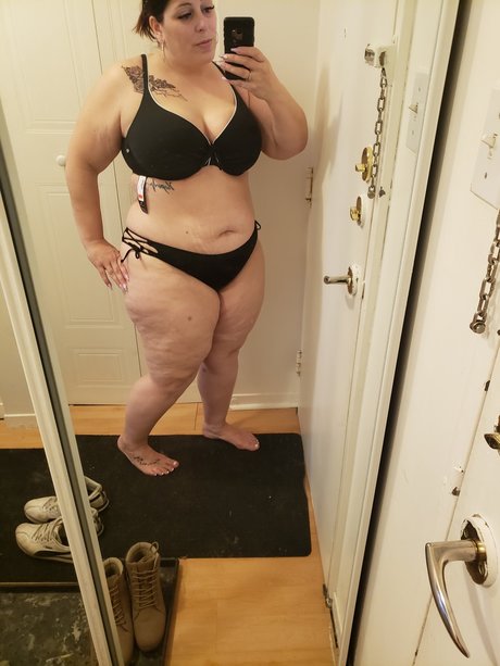 Nahá fotka uniklých OnlyFans od Cynty