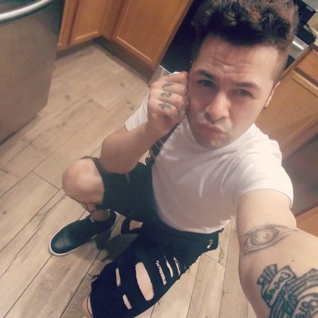 Naken läckt OnlyFans-bild av Orlando