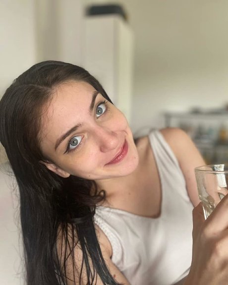 Foto desnuda filtrada de OnlyFans de Daniela