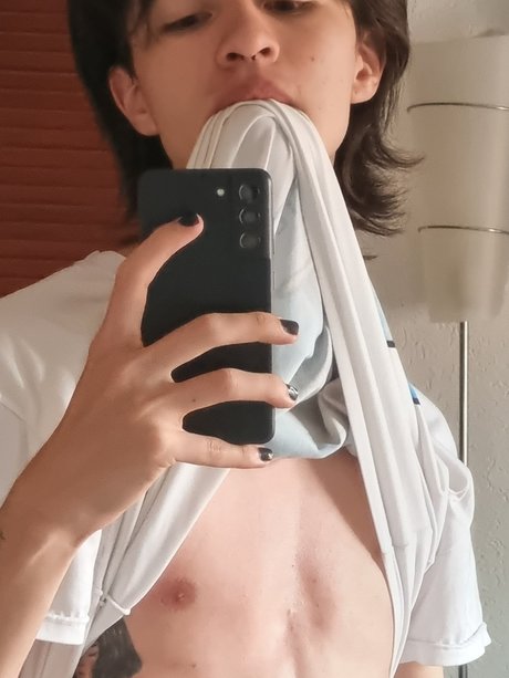 Alaston vuotanut OnlyFans-kuva Luis 