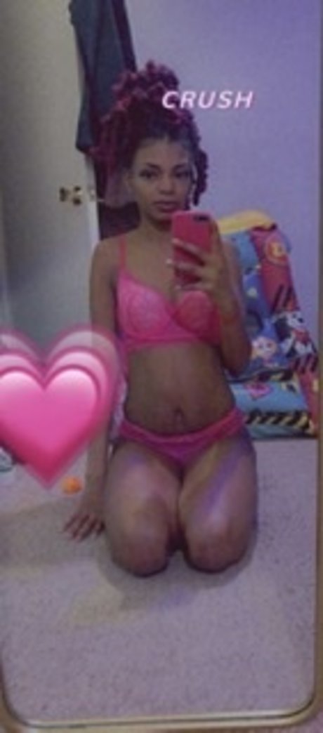 Nagie wyciekłe zdjęcie OnlyFans od Kiarra
