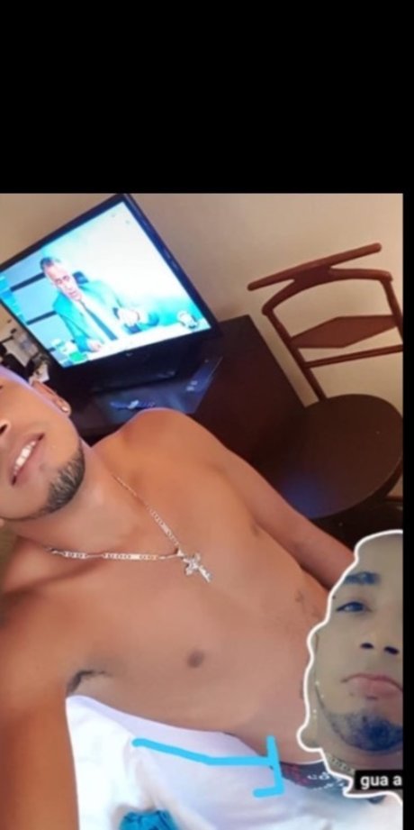 Alasti lekkinud OnlyFans-i pilt Doctadocom2