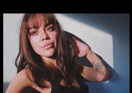 Naken läckt OnlyFans-bild av Punchy Mama