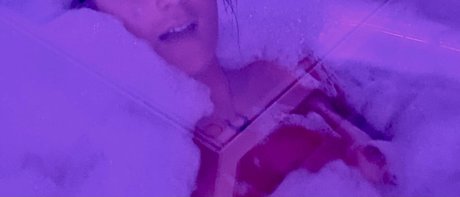 Nagie wyciekłe zdjęcie OnlyFans od Eliana