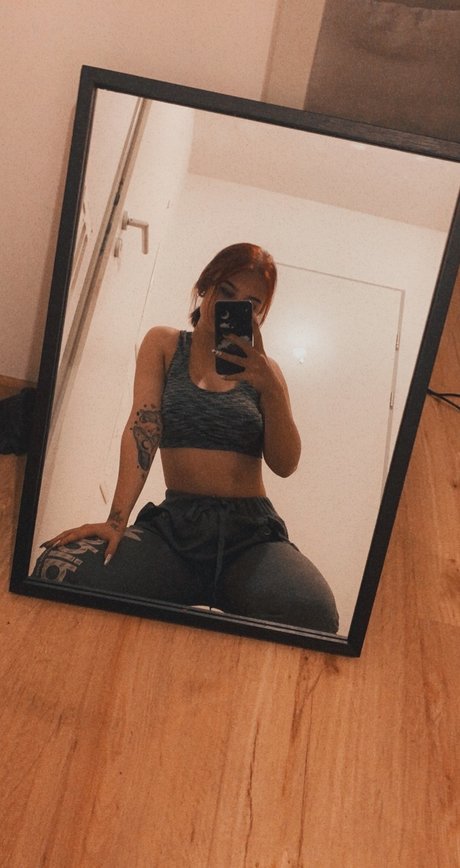Naken läckt OnlyFans-bild av 