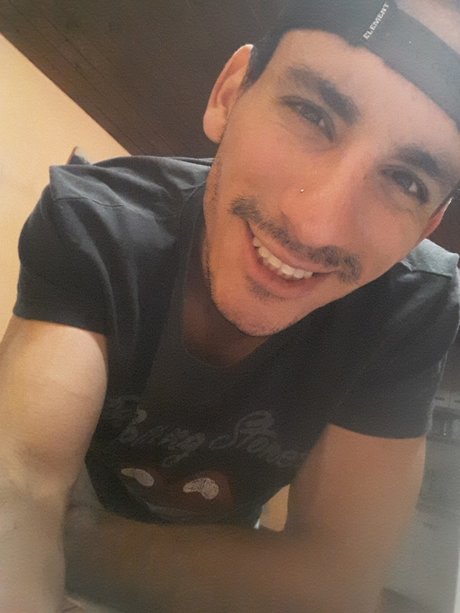 Naken läckt OnlyFans-bild av The Best