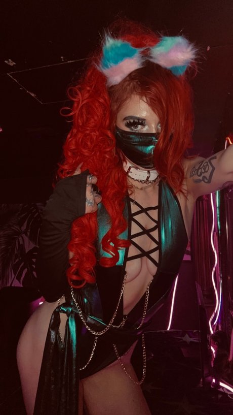 Nahá fotka uniklých OnlyFans od Cherry