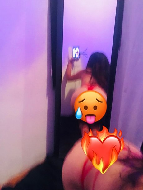 Naken läckt OnlyFans-bild av Dylizzz