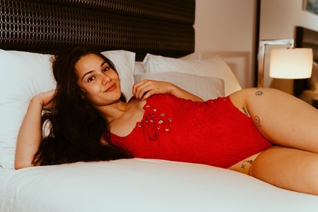 Naakte gelekte OnlyFans-foto van Billie
