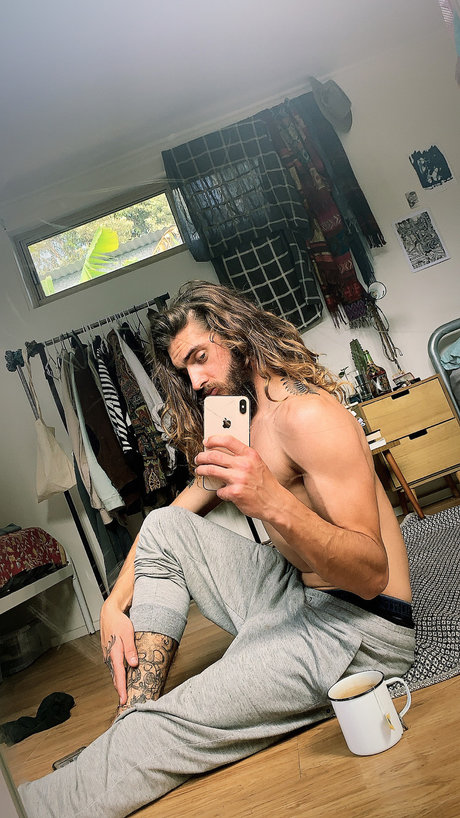 Naken läckt OnlyFans-bild av Dayne Blaxton