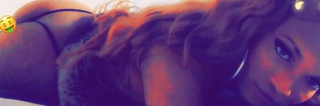 Alaston vuotanut OnlyFans-kuva Reddbaddiexx