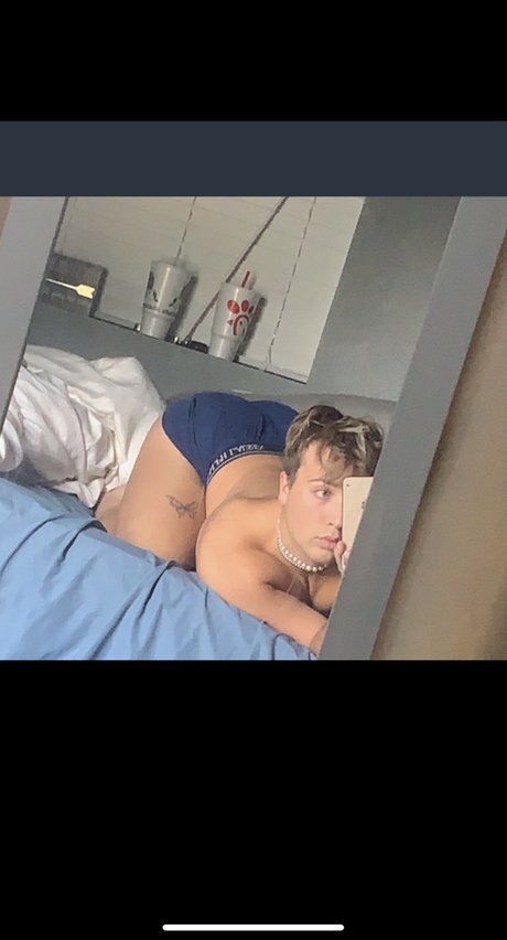 Foto nua vazada do OnlyFans de Cartier Cum