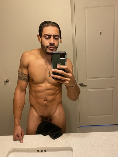 Naken läckt OnlyFans-bild av Jaelin Deshields