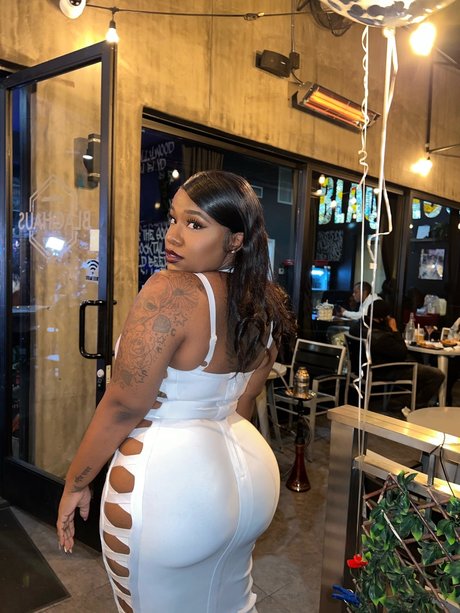 Naken läckt OnlyFans-bild av Cocobby