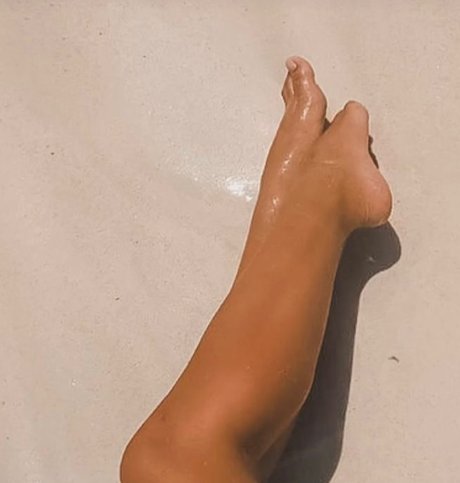 Обнаженная фотография утечки OnlyFans от Daddy Bear