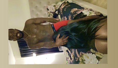 Foto nua vazada do OnlyFans de Cocoaampampbo