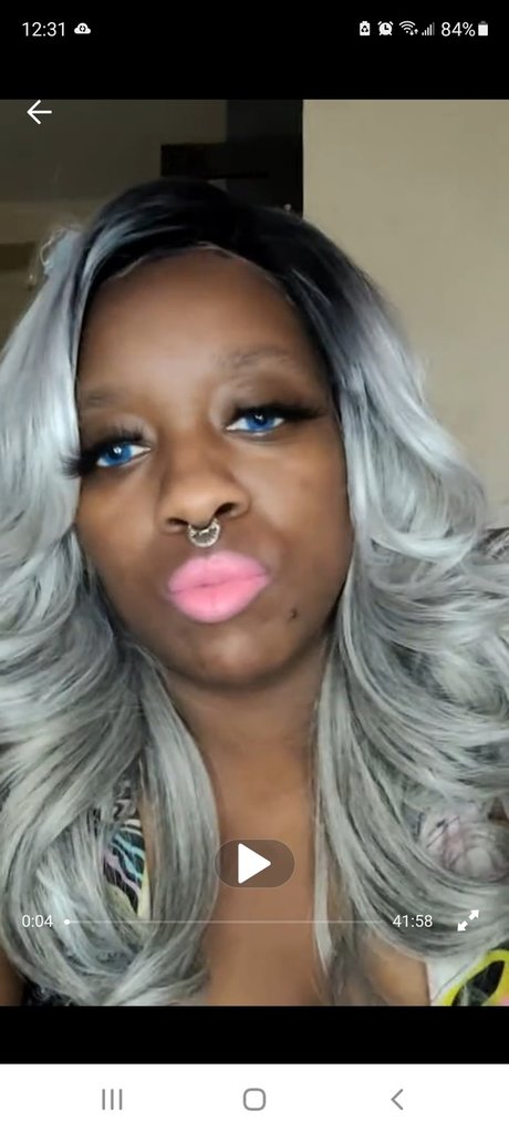 Naken läckt OnlyFans-bild av Delilah