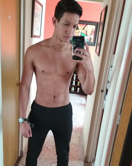 Naken läckt OnlyFans-bild av Deivis M Hot