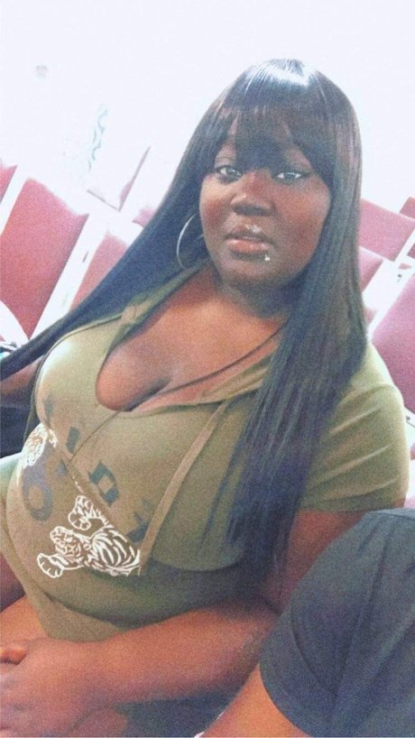 Foto di nudo di fuga di OnlyFans di Pure Chocolate