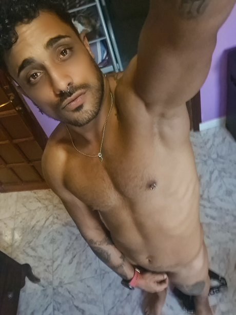 Nacktes geleaktes OnlyFans-Foto von Cristian