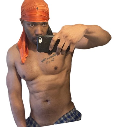 Foto nua vazada do OnlyFans de Yofavoriteshooter