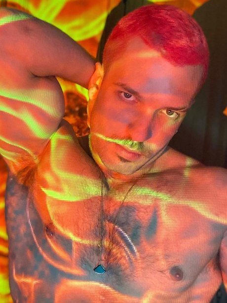 Naken läckt OnlyFans-bild av Quente 