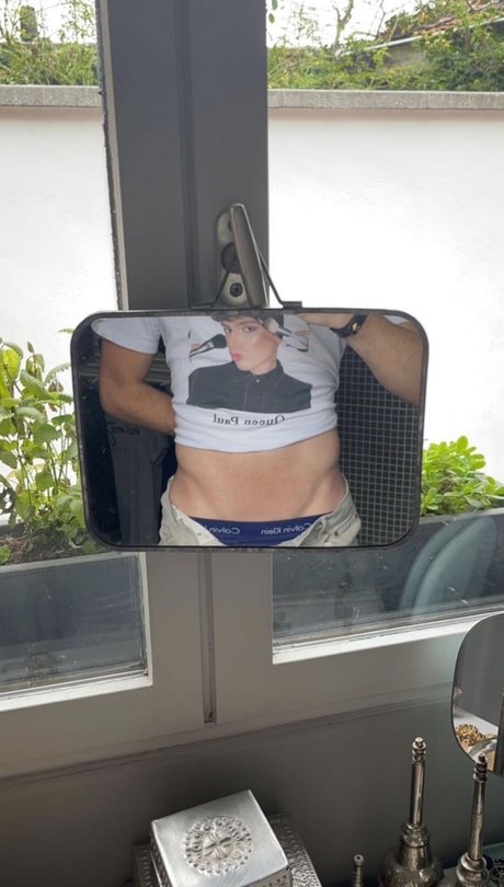 Queenpaul OnlyFansリークヌード写真