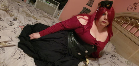 Naakte gelekte OnlyFans-foto van Chunky Lesbian Cosplayer