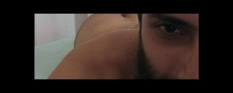 Nahá fotka uniklých OnlyFans od Dan
