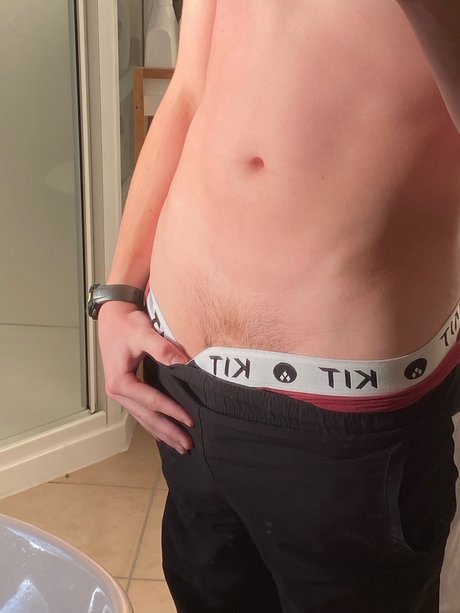 Alasti lekkinud OnlyFans-i pilt Danny