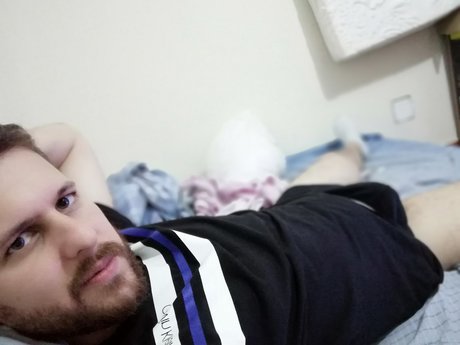 Naken läckt OnlyFans-bild av Danny