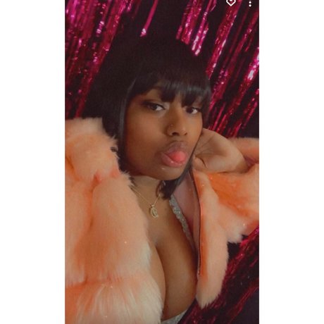Photo nue de fuite OnlyFans de Domo B
