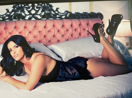Alaston vuotanut OnlyFans-kuva Belinda Donner