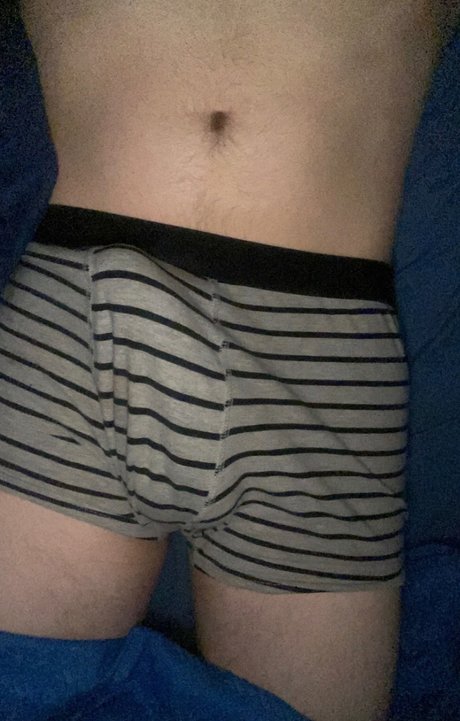 Обнаженная фотография утечки OnlyFans от Your Step Brother