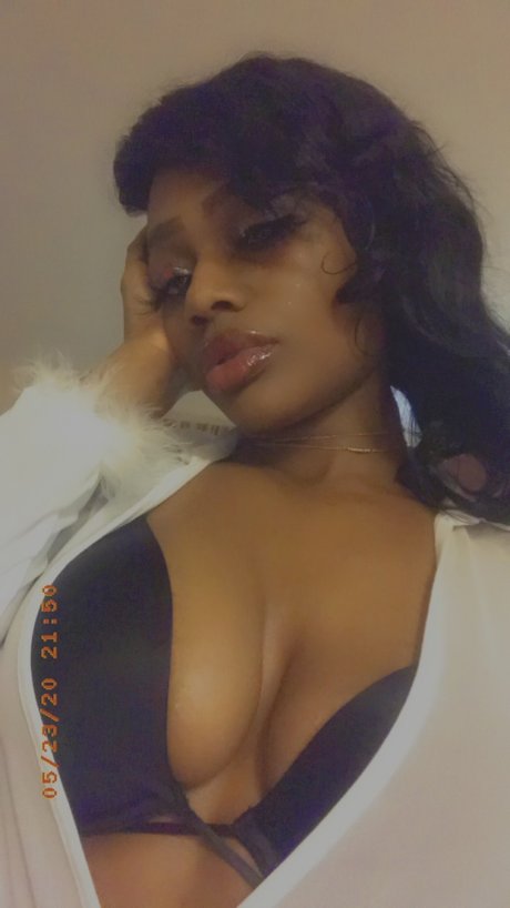 Nahá fotka uniklých OnlyFans od Prettiest Pisces 