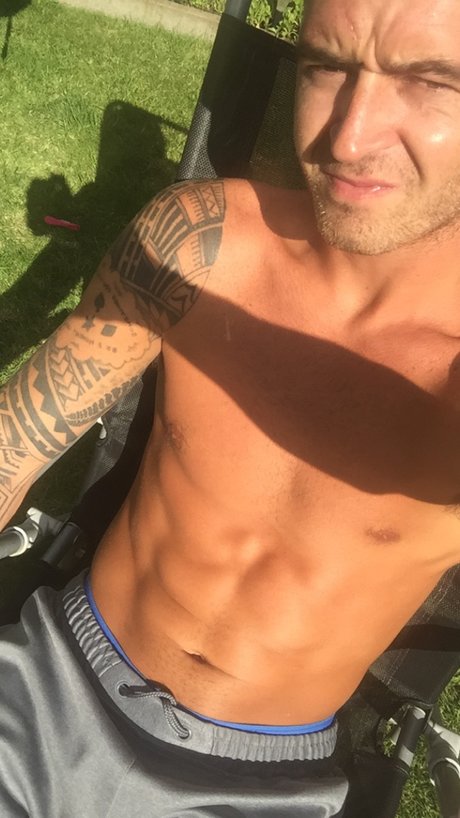 Naken lekkede OnlyFans-bilde av Devs