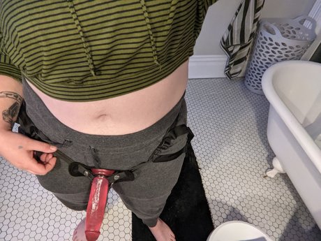 Alaston vuotanut OnlyFans-kuva Rivr