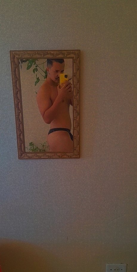 Nahá fotka uniklých OnlyFans od Rafa
